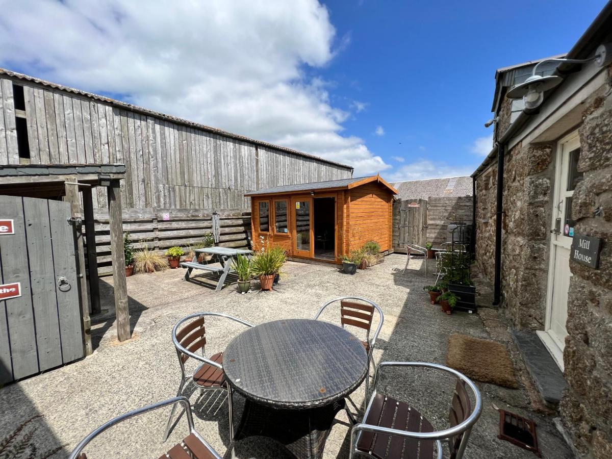 Lands End Hostel And B&B セネン エクステリア 写真