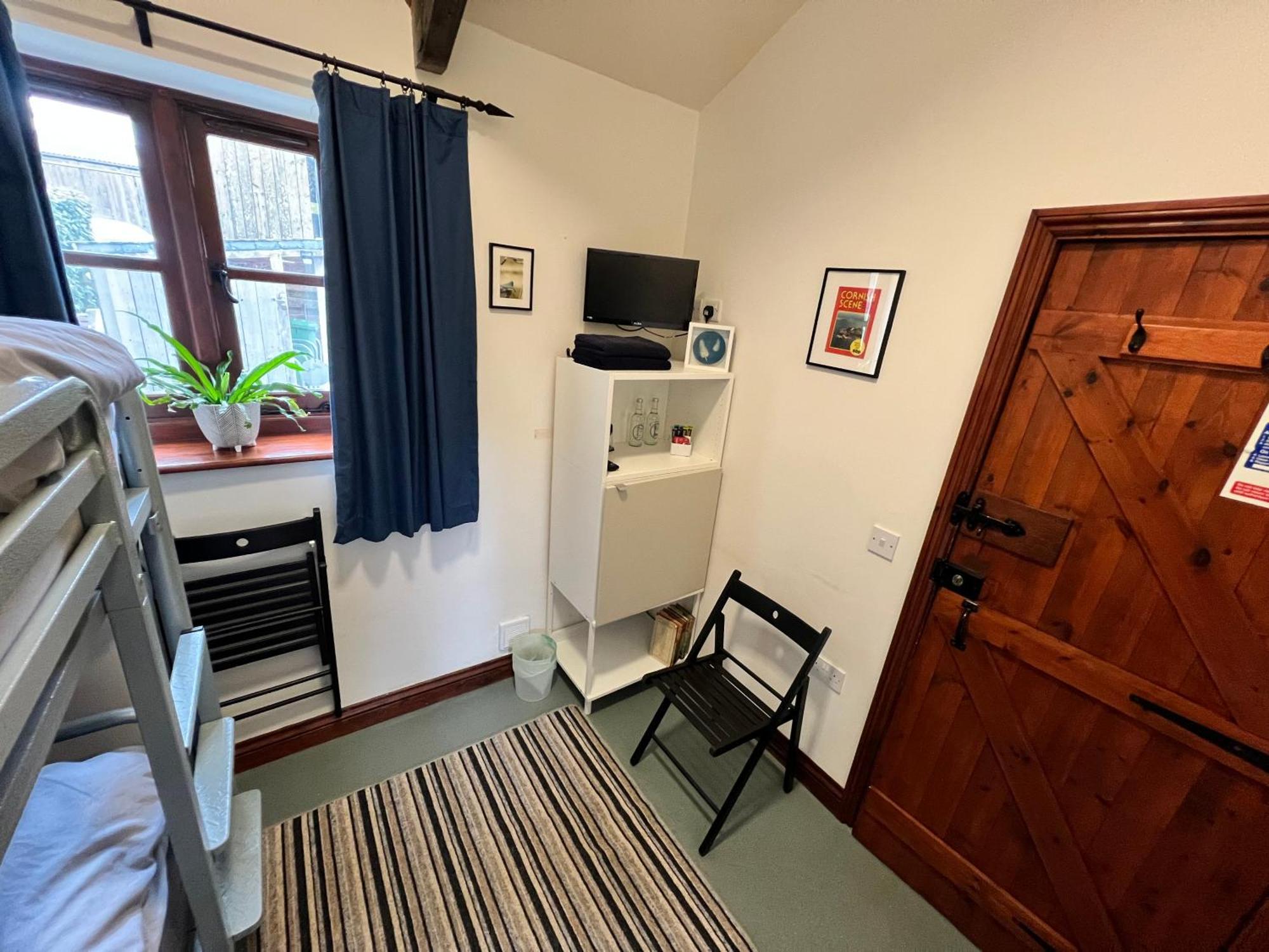 Lands End Hostel And B&B セネン エクステリア 写真